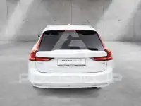 2025 Volvo V90