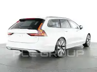 2025 Volvo V90