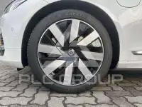 2025 Volvo V90