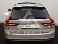2025 Volvo V90
