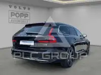 2025 Volvo V90