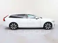 2025 Volvo V90