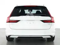 2025 Volvo V90