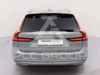 2025 Volvo V90