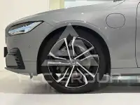 2025 Volvo V90