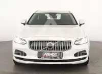 2025 Volvo V90