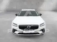 2025 Volvo V90