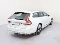 2025 Volvo V90