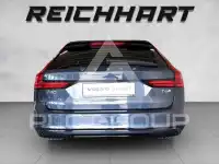 2025 Volvo V90
