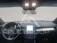 2025 Volvo XC40