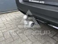 2025 Volvo EX 40