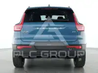 2025 Volvo XC40