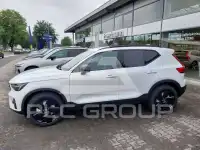 2025 Volvo XC40