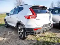 2025 Volvo XC40