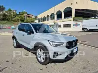 2025 Volvo XC40