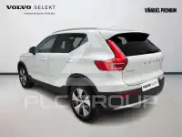 2025 Volvo XC40