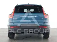 2025 Volvo XC40
