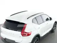 2025 Volvo XC40