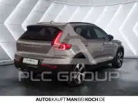 2025 Volvo XC40