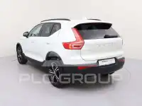 2025 Volvo XC40