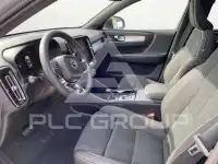 2025 Volvo XC40