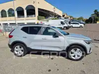 2025 Volvo XC40