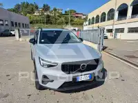 2025 Volvo XC40