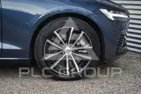 2025 Volvo V60