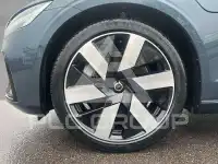 2025 Volvo V60