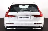 2025 Volvo V60