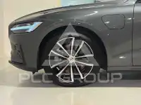 2025 Volvo V60