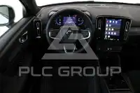 2025 Volvo EX 40