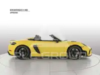 2025 Porsche 718