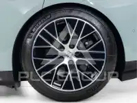 2025 Porsche Taycan