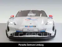 2025 Porsche Taycan