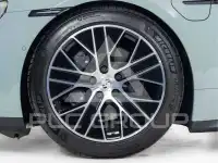 2025 Porsche Taycan