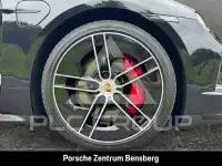2025 Porsche Taycan