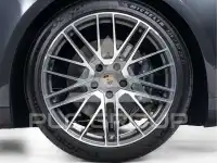 2025 Porsche Panamera