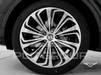 2025 Bentley Bentayga