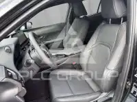 2025 Lexus UX