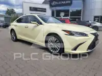 2025 Lexus ES300