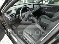 2025 Lexus ES300