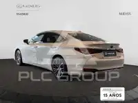 2025 Lexus ES300