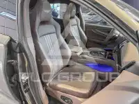 2025 Aston Martin DBX