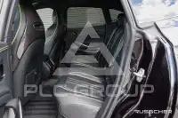 2025 Aston Martin DBX