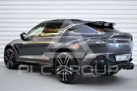 2025 Aston Martin DBX