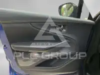2025 Aston Martin DBX