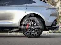 2025 Aston Martin DBX