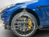 2025 Aston Martin DBX