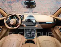 2025 Aston Martin DBX